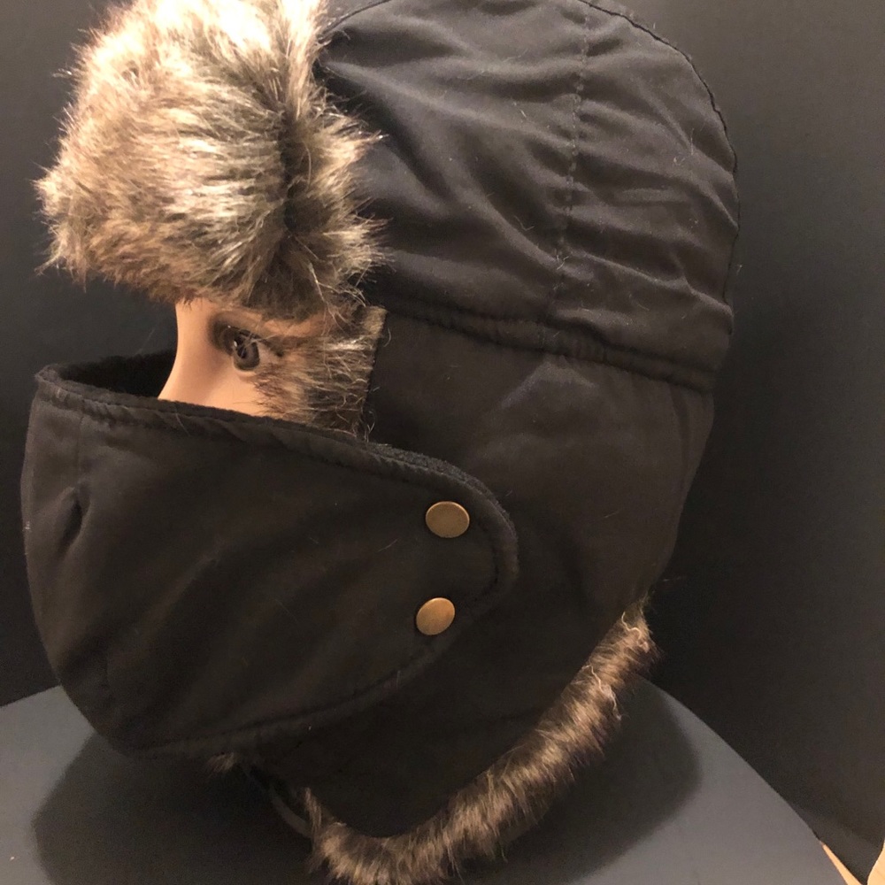 Winter hat - Picture 2 of 5
